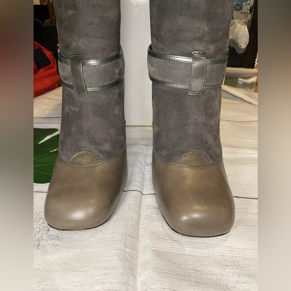 Cole Haan  Leather Suede Knee Boots Buckle Accents Pull On Sz 10 B - Picture 2 of 6